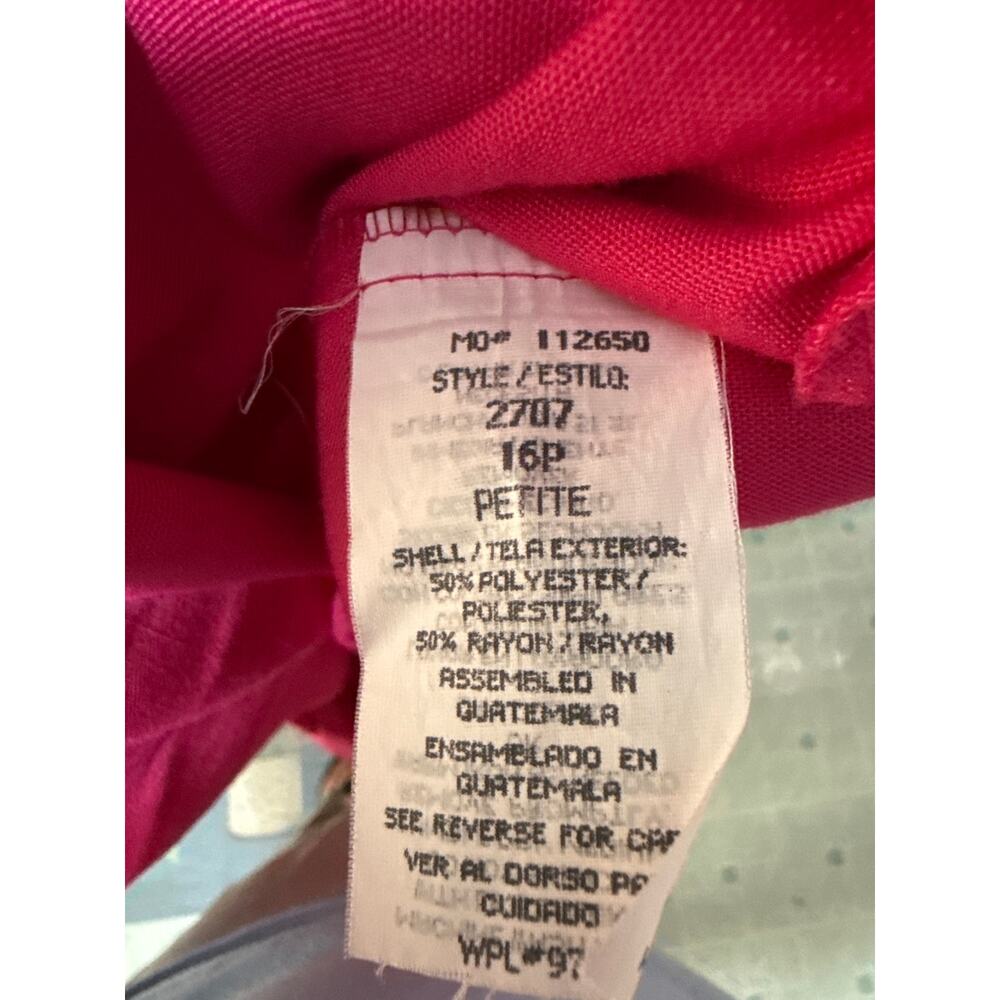Sag Harbor Women's Size 16P Fuschia Short Sleeve Blazer - Picture 8 of 8